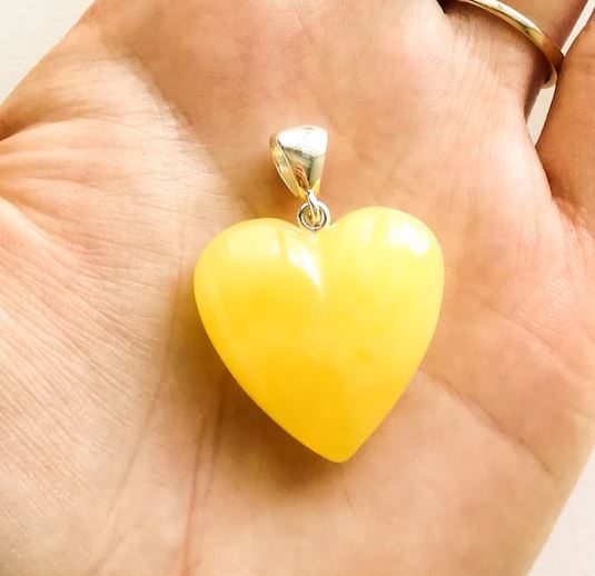 Tiny Heart Pendant