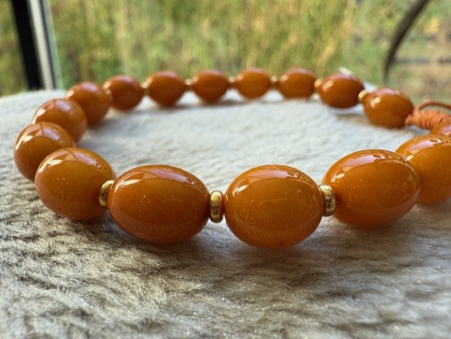 The Warmth of the Past: Men's Amber Bracelet