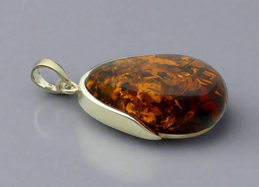 Sterling Silver Amber pendant