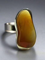 Load image into Gallery viewer, Stunning Baltic Amber Ring
