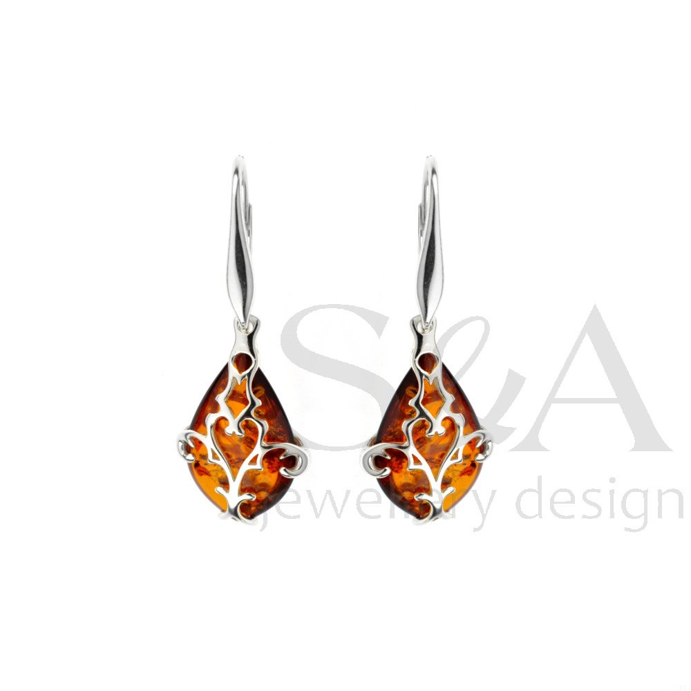 Elegant Baltic Amber Earrings