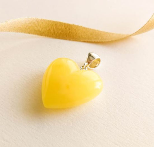 Tiny Heart Pendant