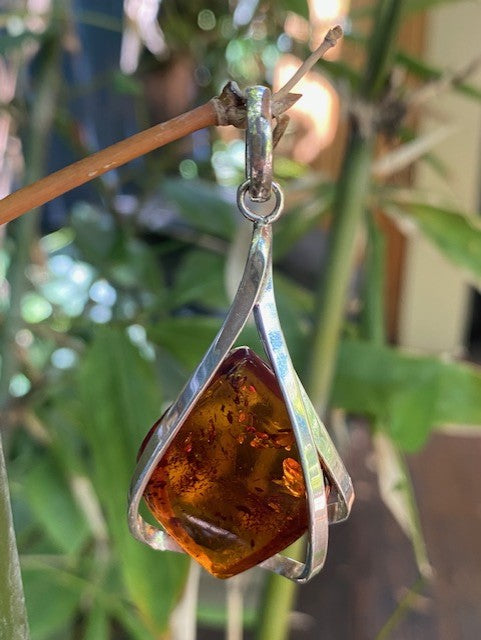 Golden Glow Amber Pendant