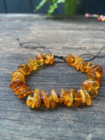 Load image into Gallery viewer, Adjustable Chip Amber Bracelet
