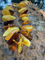 Load image into Gallery viewer, Flowing Amber Chip Necklace
