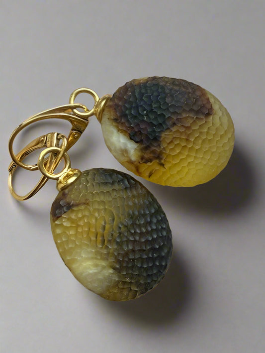 Oval-shaped amber stones Earrings