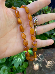 Vintage Oval Amber necklace