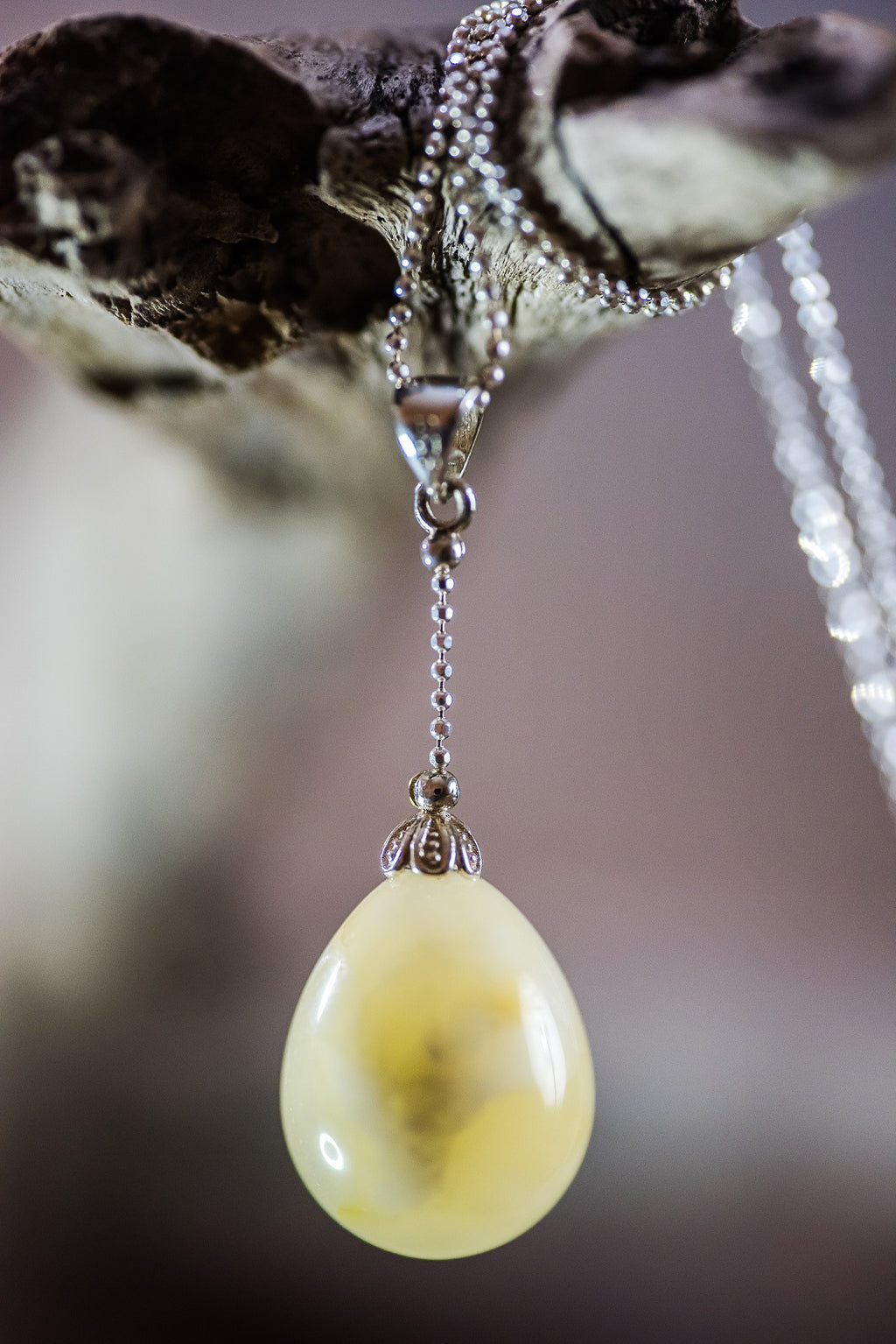 White Amber Necklace - Amber House 