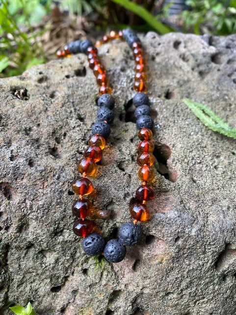 Diffuser necklace with Amber for babies - Amber House 
