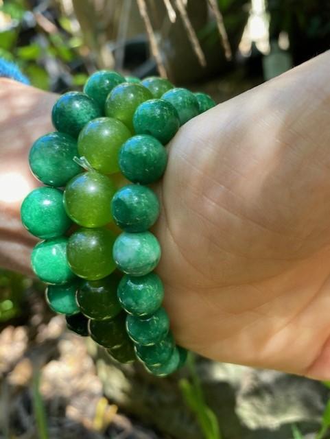 Jade Bracelet 10 - 12 mm wholesale - Amber House 