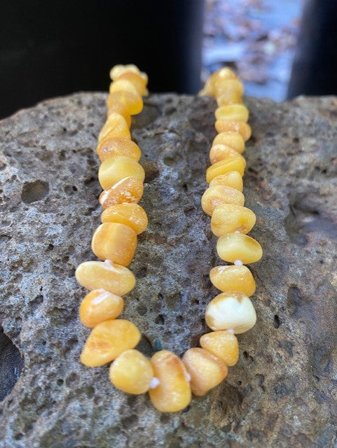 Raw Milky Amber necklace - Amber House 