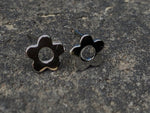 Load image into Gallery viewer, Dainty earrings - Amber House 
